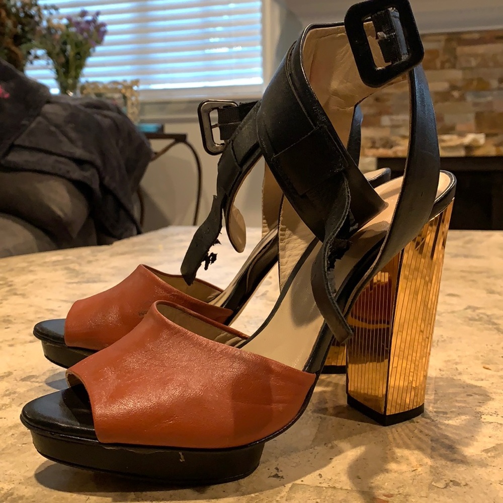 Zara Woman Pre Fall 12 mirror heels 39 7.5-8